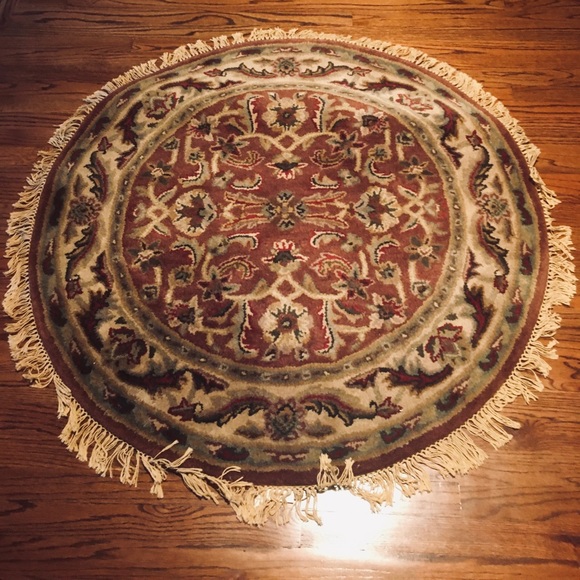 NW HOME DECORATORS ROUND RUG 45” - Picture 1 of 8